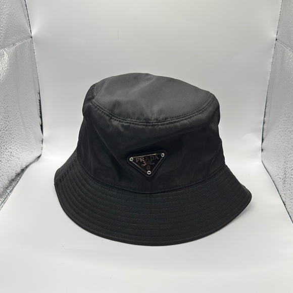 ! NWT Prada Black Bucket Hat ! - Picture 1 of 4
